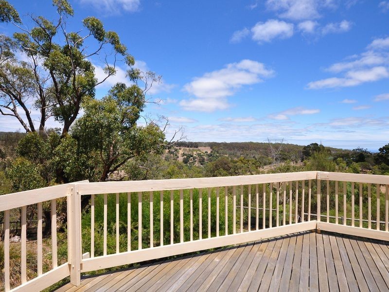 103 Emmett Road, Crafers West SA 5152