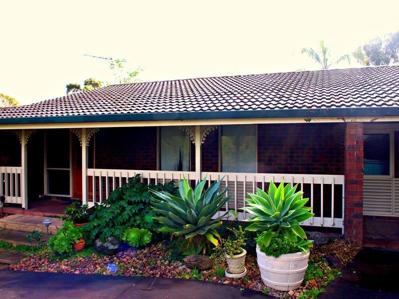 4 Lulworth Place, Flagstaff Hill SA 5159