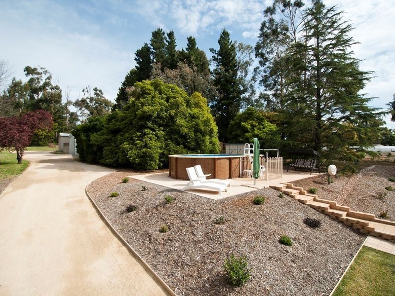 10 Nioka Drive, Ironbank SA 5153