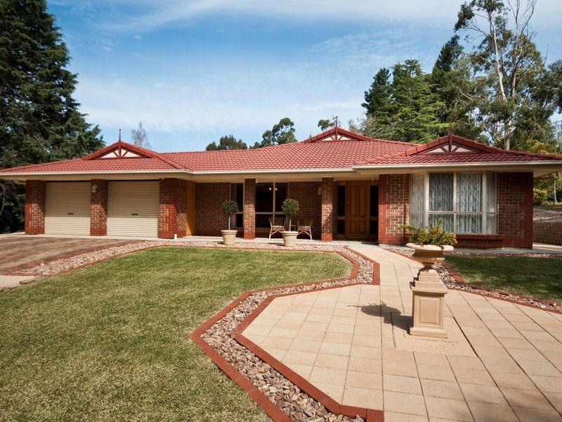 10 Nioka Drive, Ironbank SA 5153