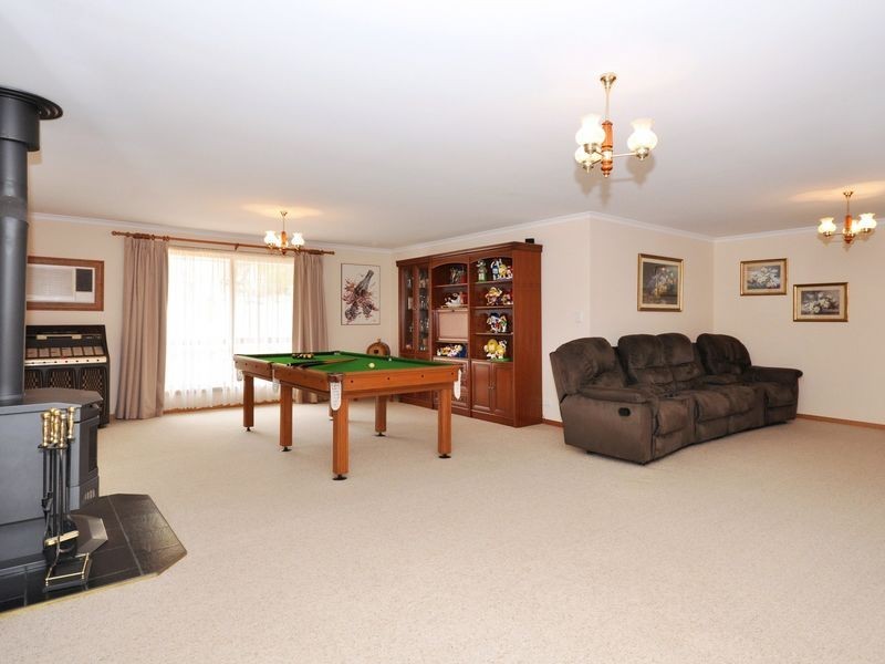 10 Nioka Drive, Ironbank SA 5153