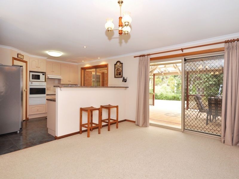 10 Nioka Drive, Ironbank SA 5153