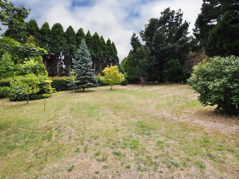 64 Pomona Road, Stirling SA 5152