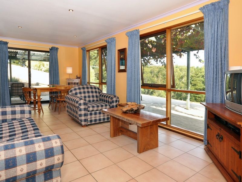 19 Heather Road, Heathfield SA 5153