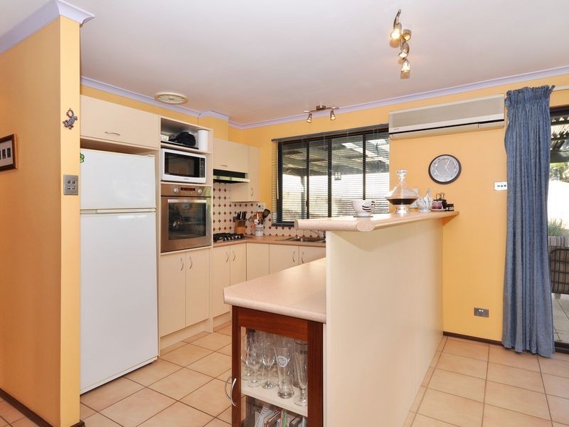 19 Heather Road, Heathfield SA 5153