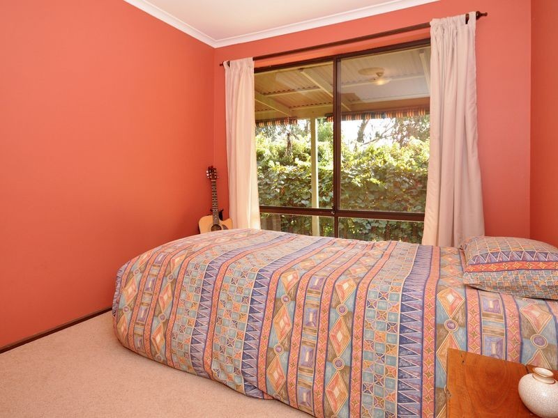 19 Heather Road, Heathfield SA 5153