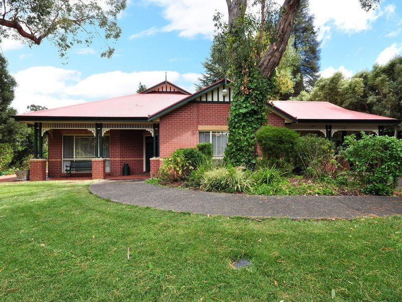 3 Pritchard Drive, Stirling SA 5152