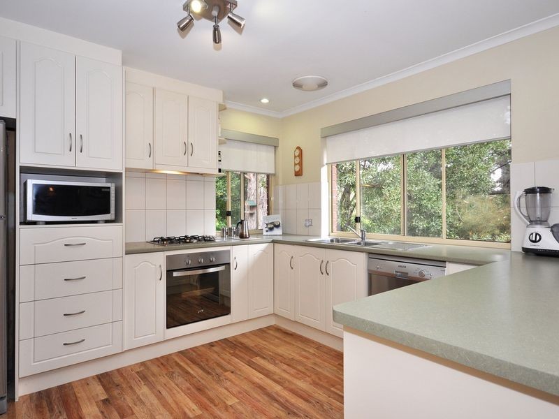 3 Pritchard Drive, Stirling SA 5152
