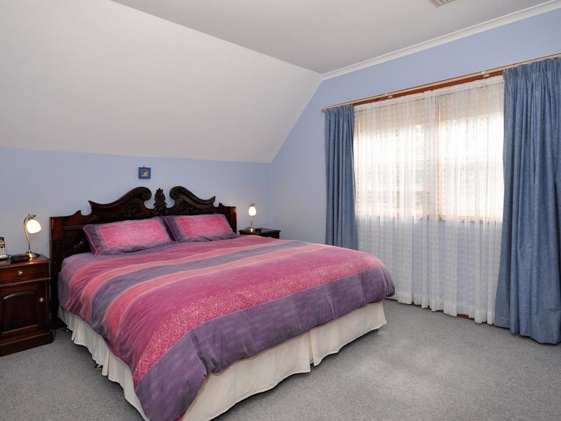 19 Oak Avenue, Bridgewater SA 5155