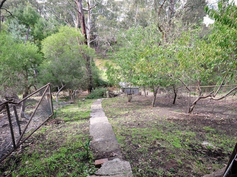 19 Oak Avenue, Bridgewater SA 5155