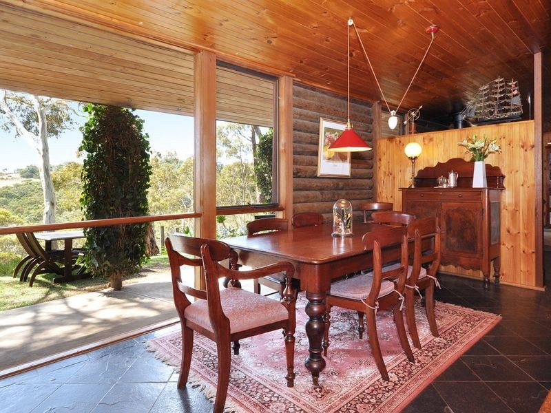 108 Emmett Road, Crafers West SA 5152