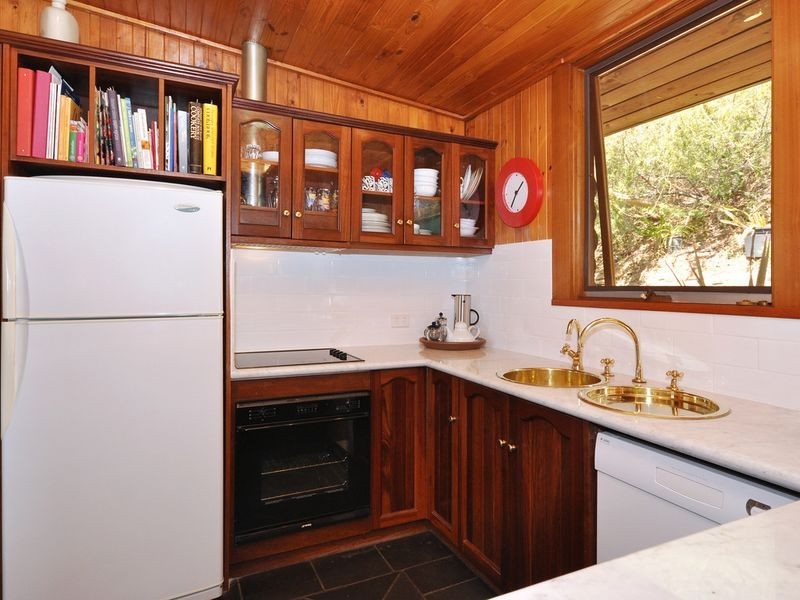 108 Emmett Road, Crafers West SA 5152