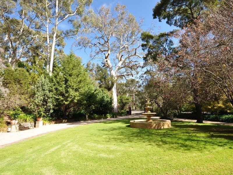 30 Old Carey Gully Road, Stirling SA 5152