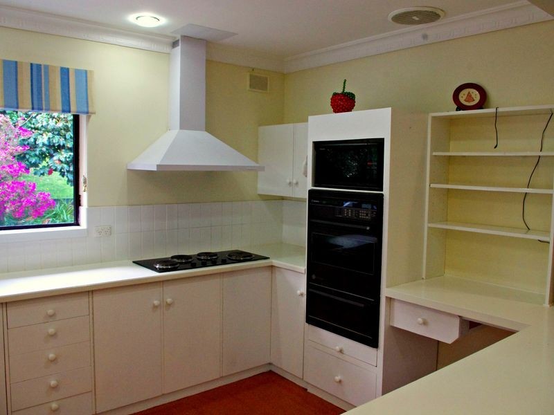 6 Gould Road, Stirling SA 5152