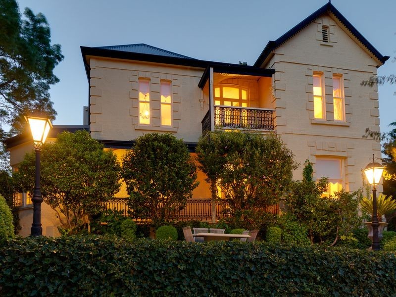 21 Waverley Ridge Road, Crafers West SA 5152