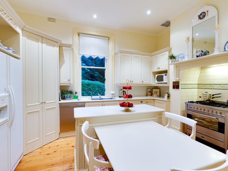21 Waverley Ridge Road, Crafers West SA 5152