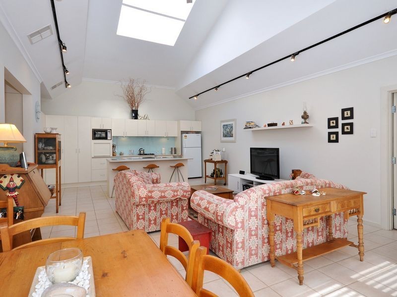 1 Cox Place, Crafers SA 5152