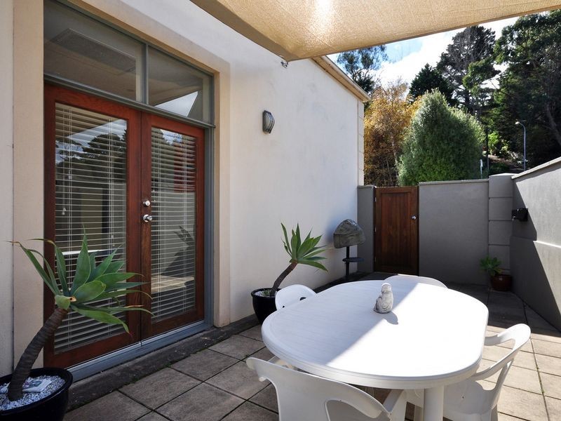 1 Cox Place, Crafers SA 5152