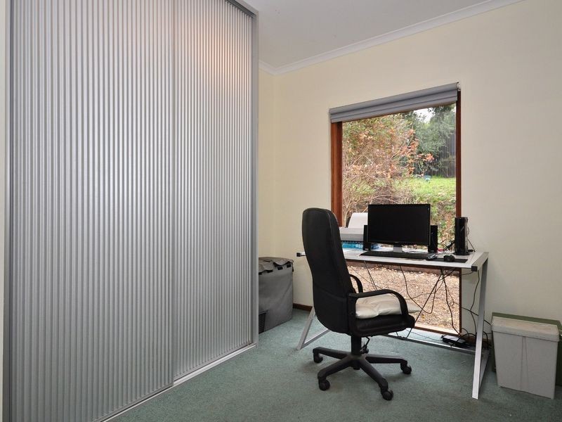 6 Montrose Street, Stirling SA 5152