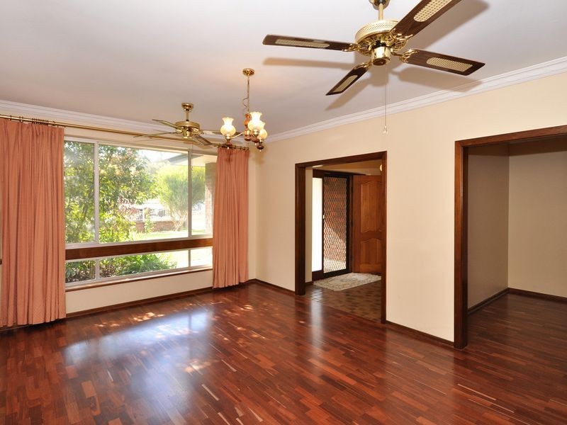 4 Fleet Street, Bridgewater SA 5155