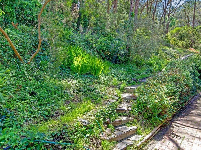 9 Hadleigh Rise, Upper Sturt SA 5156