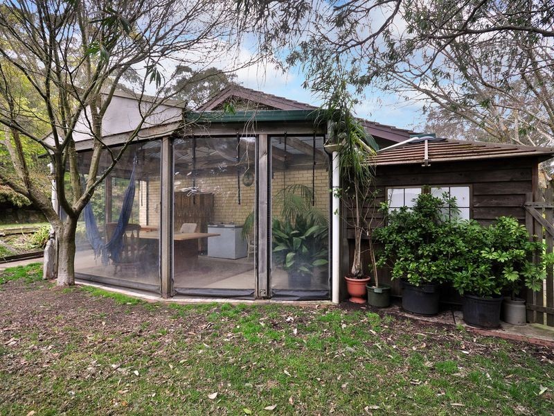 11 Badenoch Road, Carey Gully SA 5144