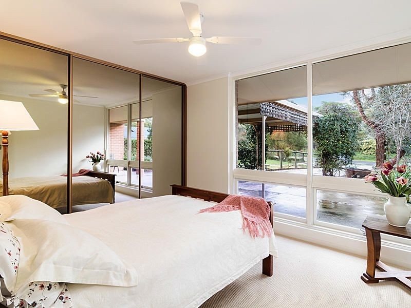 8 Pain Road, Hahndorf SA 5245