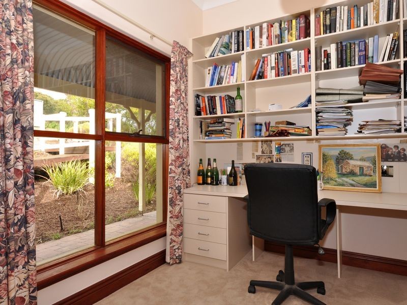 10 Dalton Avenue, Aldgate SA 5154