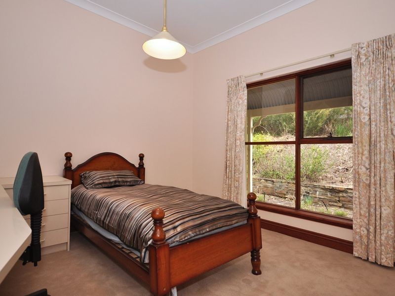 10 Dalton Avenue, Aldgate SA 5154