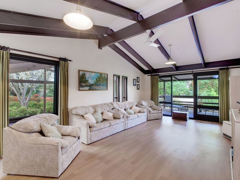 4 Railway Avenue, Bridgewater SA 5155