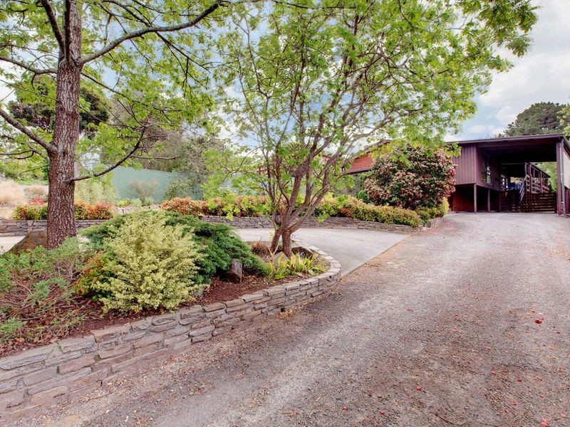 4 Railway Avenue, Bridgewater SA 5155