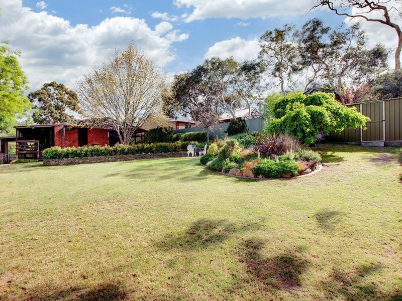 4 Railway Avenue, Bridgewater SA 5155