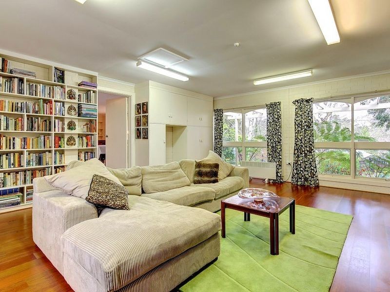 30 Lesley Crescent, Crafers SA 5152