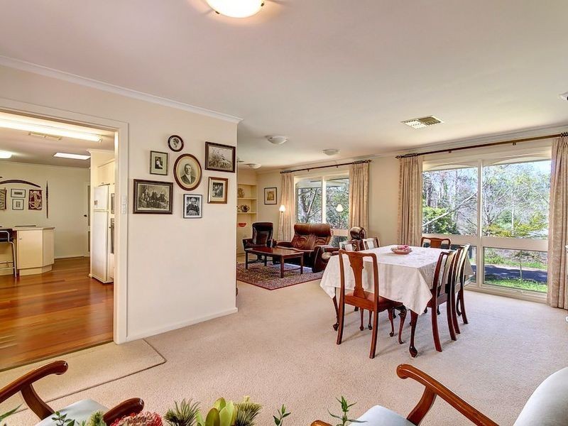 30 Lesley Crescent, Crafers SA 5152