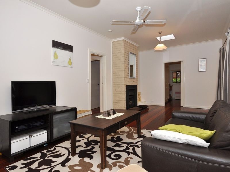 8 Fielding Road, Bridgewater SA 5155