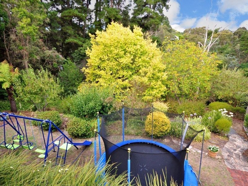 8 Fielding Road, Bridgewater SA 5155