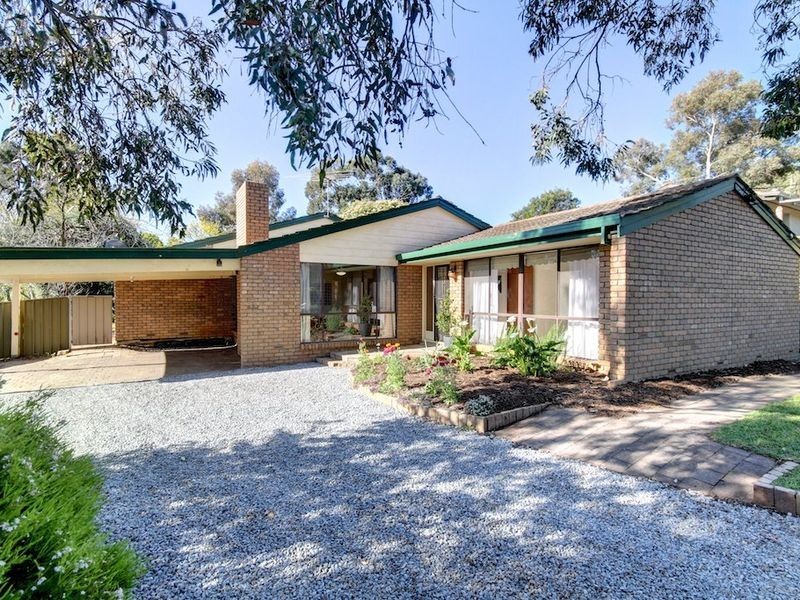 7 Oakdene Crescent, Coromandel Valley SA 5051