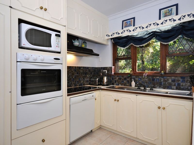 11 Hadleigh Rise, Upper Sturt SA 5156