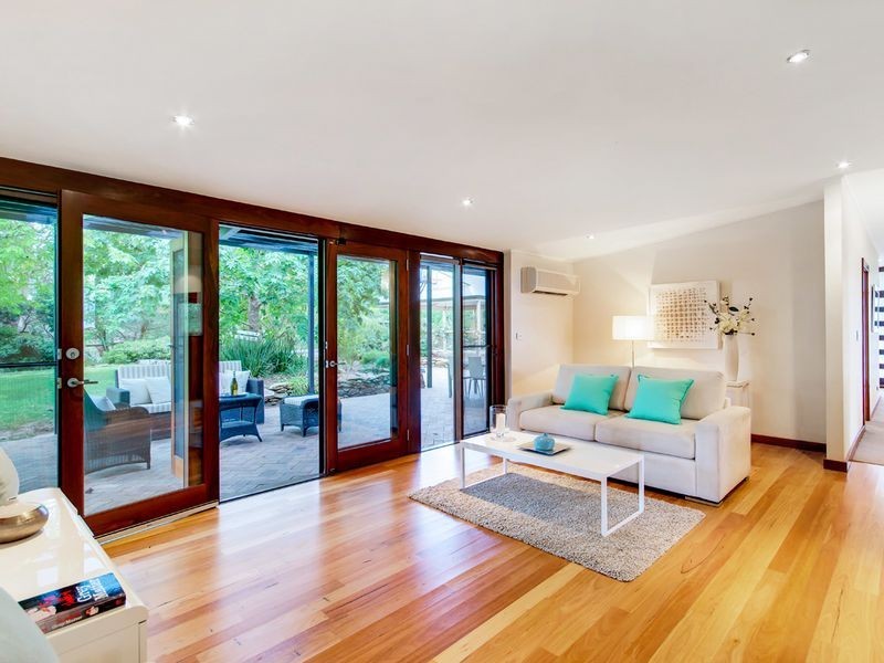 37 Hill Street, Crafers West SA 5152