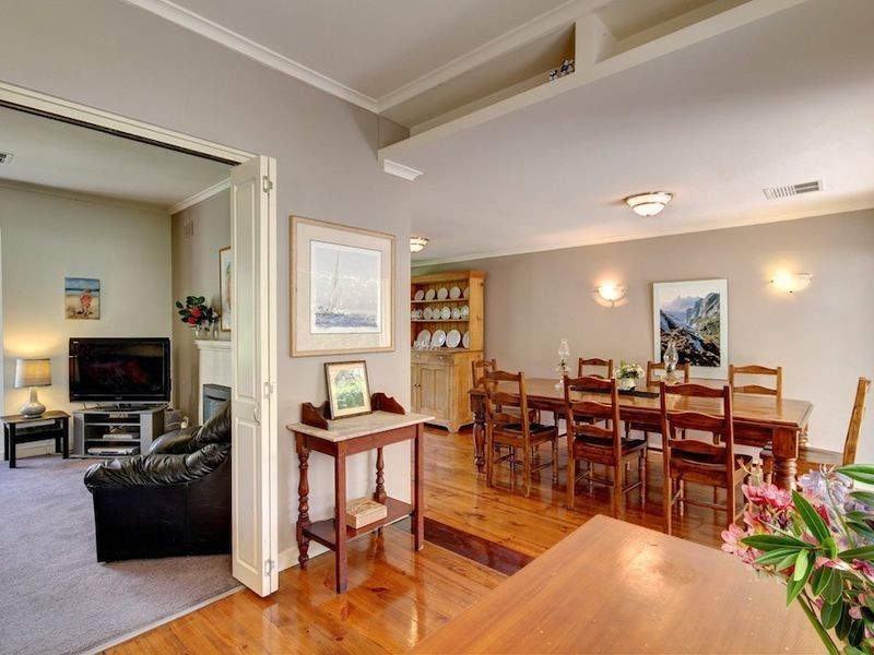 9 Fullgrabe Drive, Crafers SA 5152