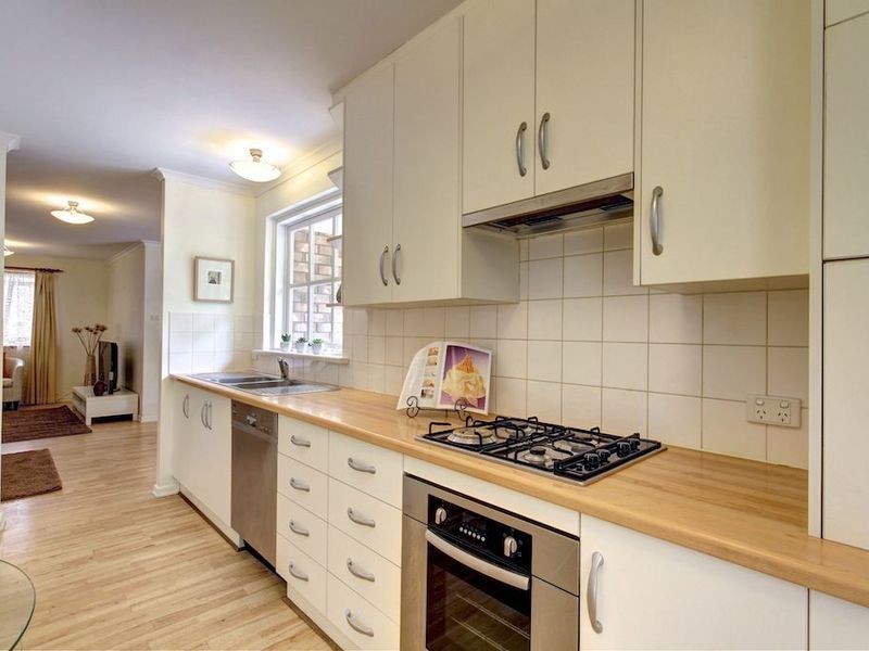 2 Edward Avenue, Crafers West SA 5152