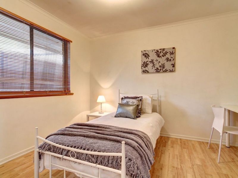 2 Edward Avenue, Crafers West SA 5152