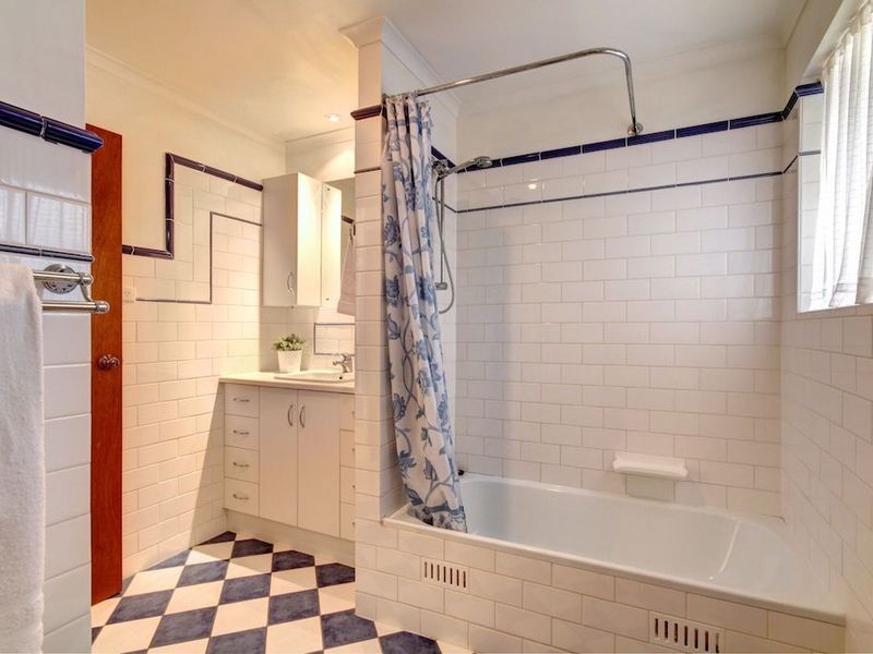 2 Edward Avenue, Crafers West SA 5152