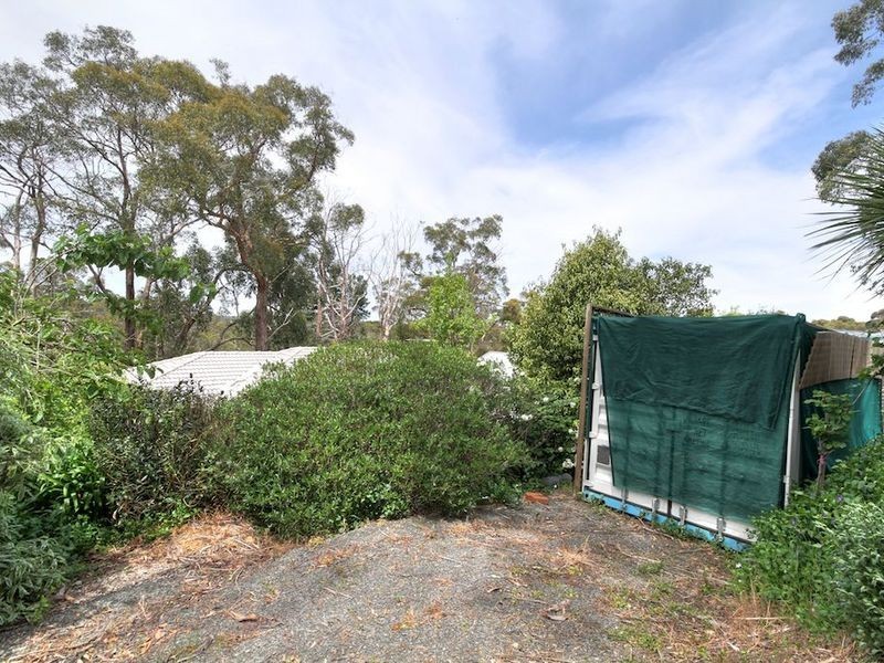 2 Edward Avenue, Crafers West SA 5152