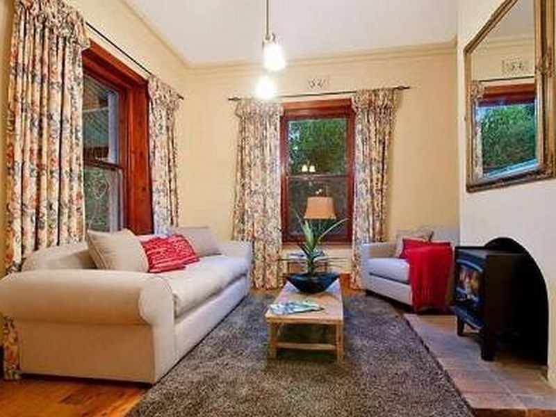 4 Milford Avenue, Stirling SA 5152
