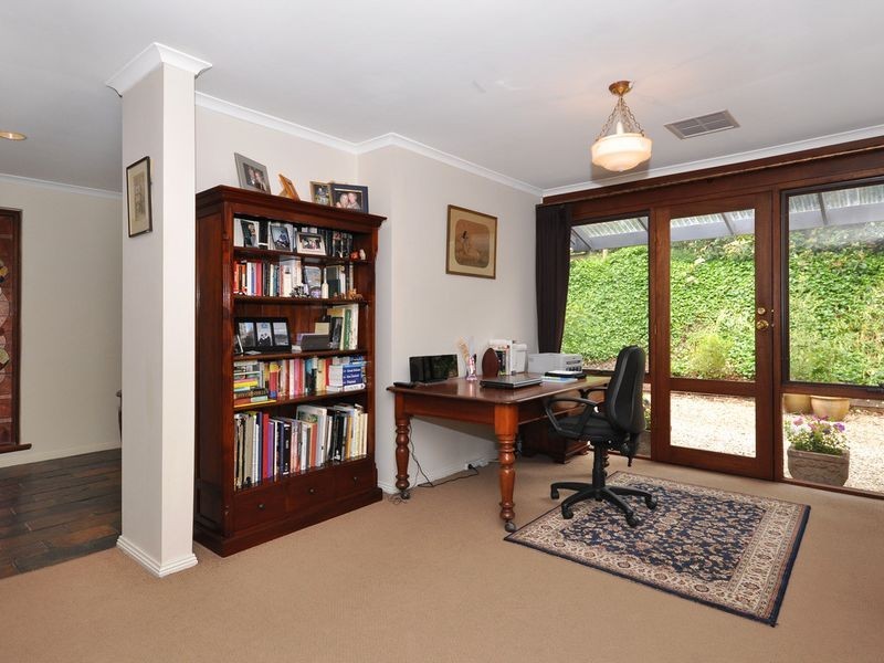 16 Rogers Court, Aldgate SA 5154