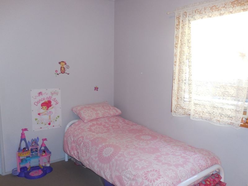 3 Fourth Avenue, Bridgewater SA 5155