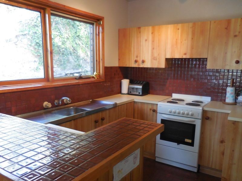 3 Fourth Avenue, Bridgewater SA 5155