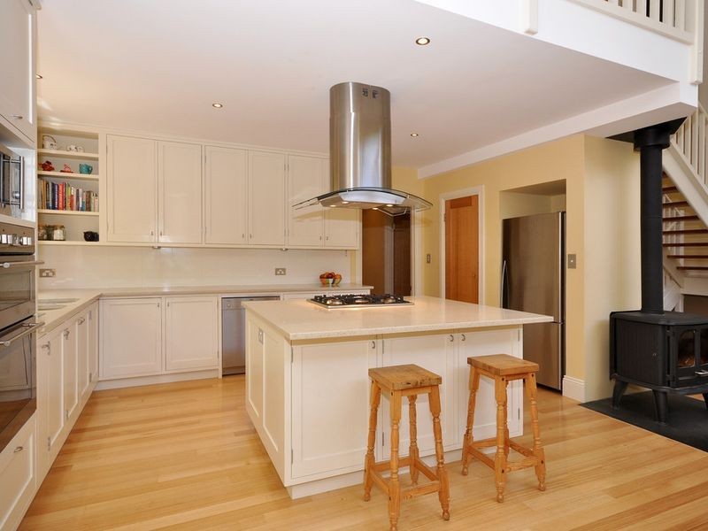 7 Yatina Road, Aldgate SA 5154