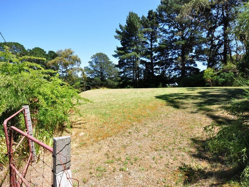 8 Coromandel Road, Aldgate SA 5154